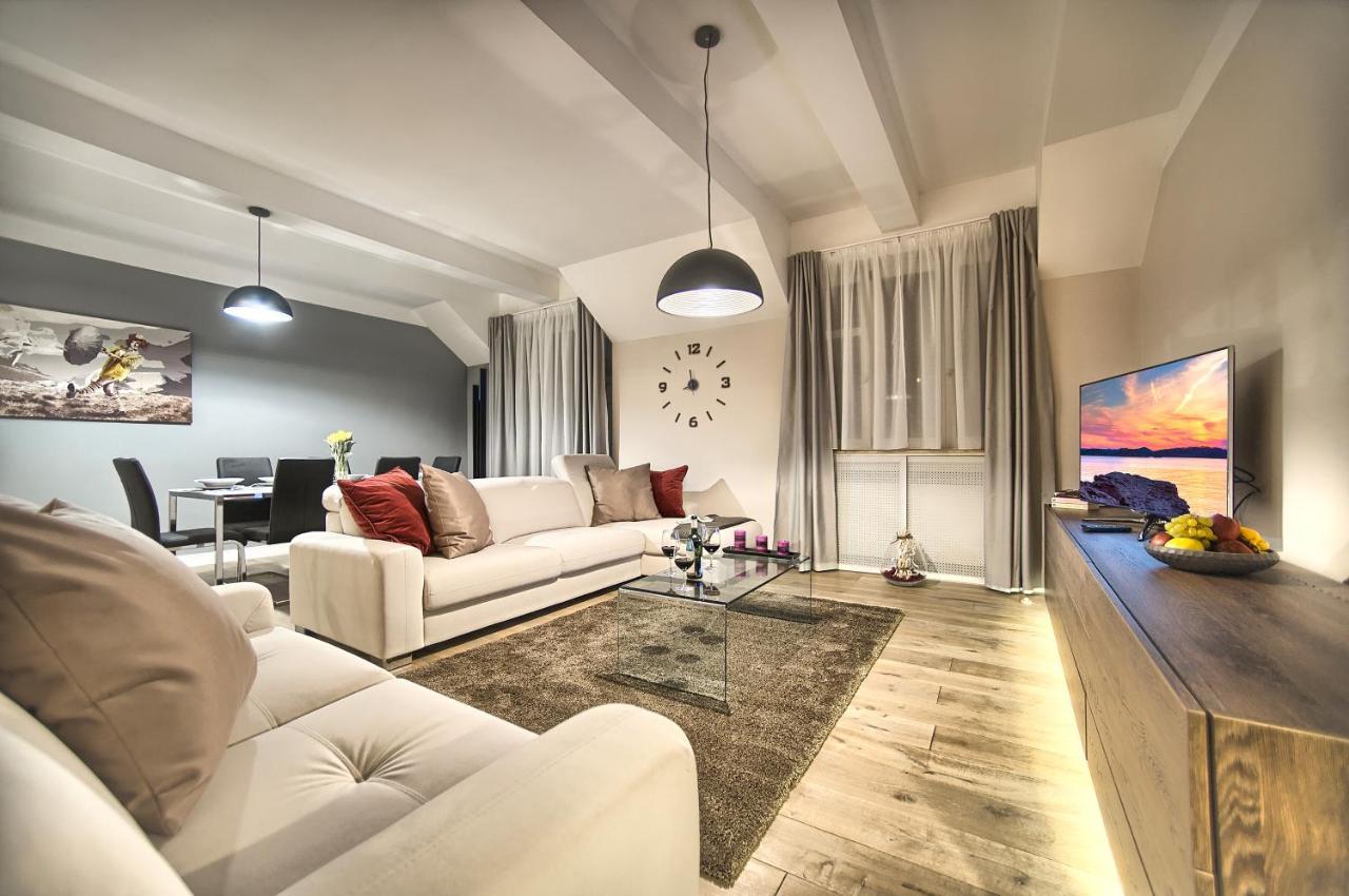 Exclusive 2 Bedroom Apartment Old Town - 2 Baths, Balcony And View - By Prague City Apartments Exteriér fotografie